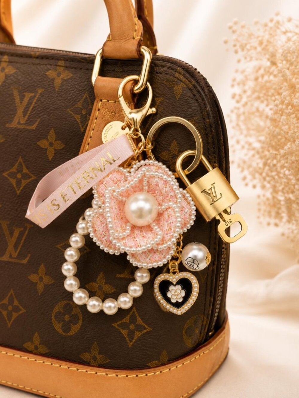 Authentic Louis Vuitton Gold Lock 🔒 Unbranded Flower Keychain Bag Charm LV